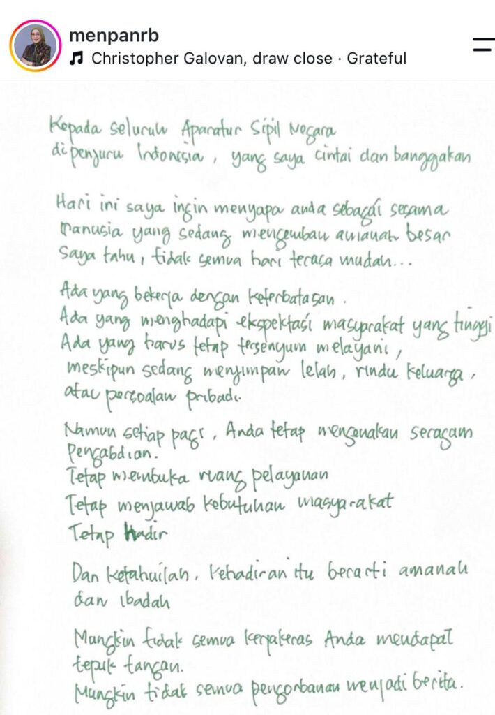Surat dari menpan rb untuk asn catrawarta Handwritten indonesian note in green ink about devotion to country service and empathy